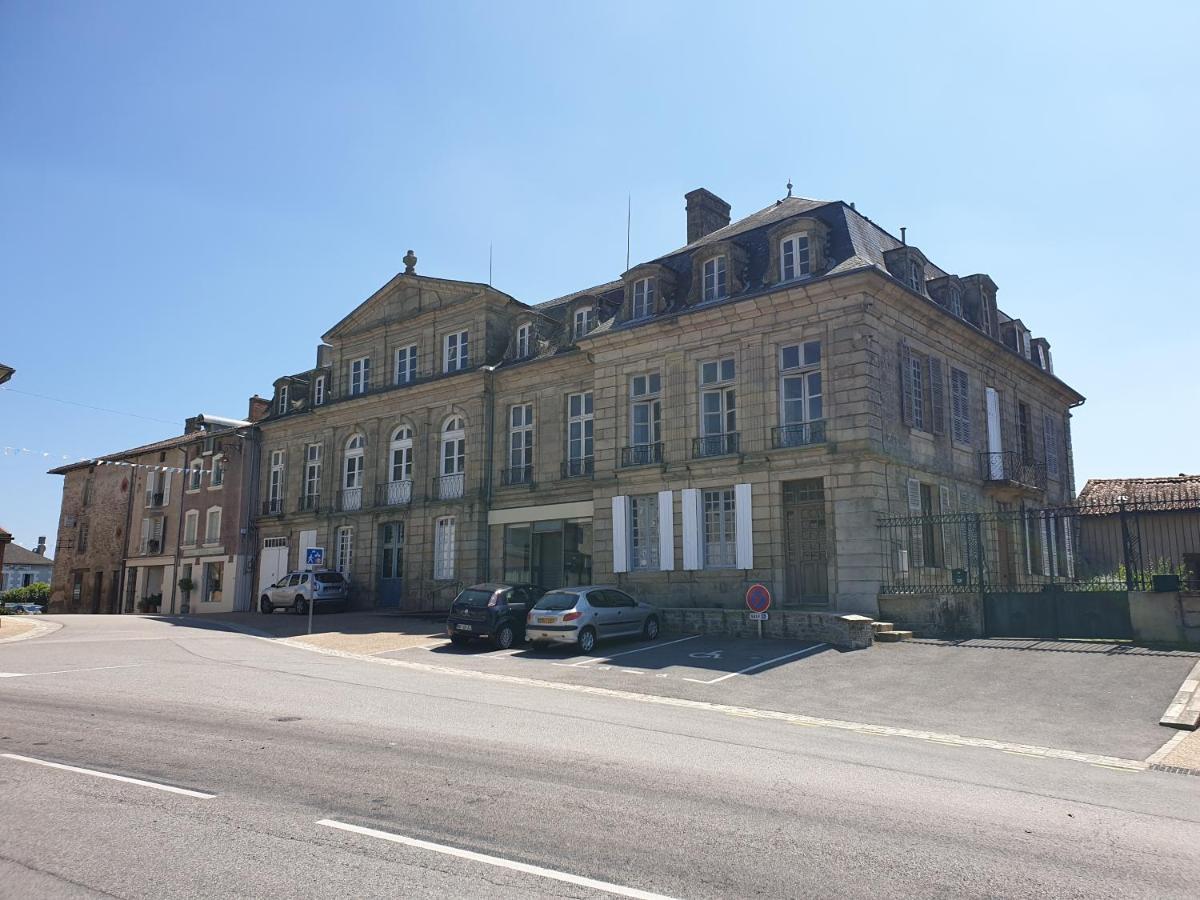 Le Chateau Châteauponsac 외부 사진
